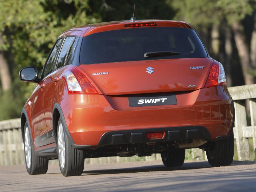  Suzuki Swift OutDoor 2012 года  (фото 5 из 14)